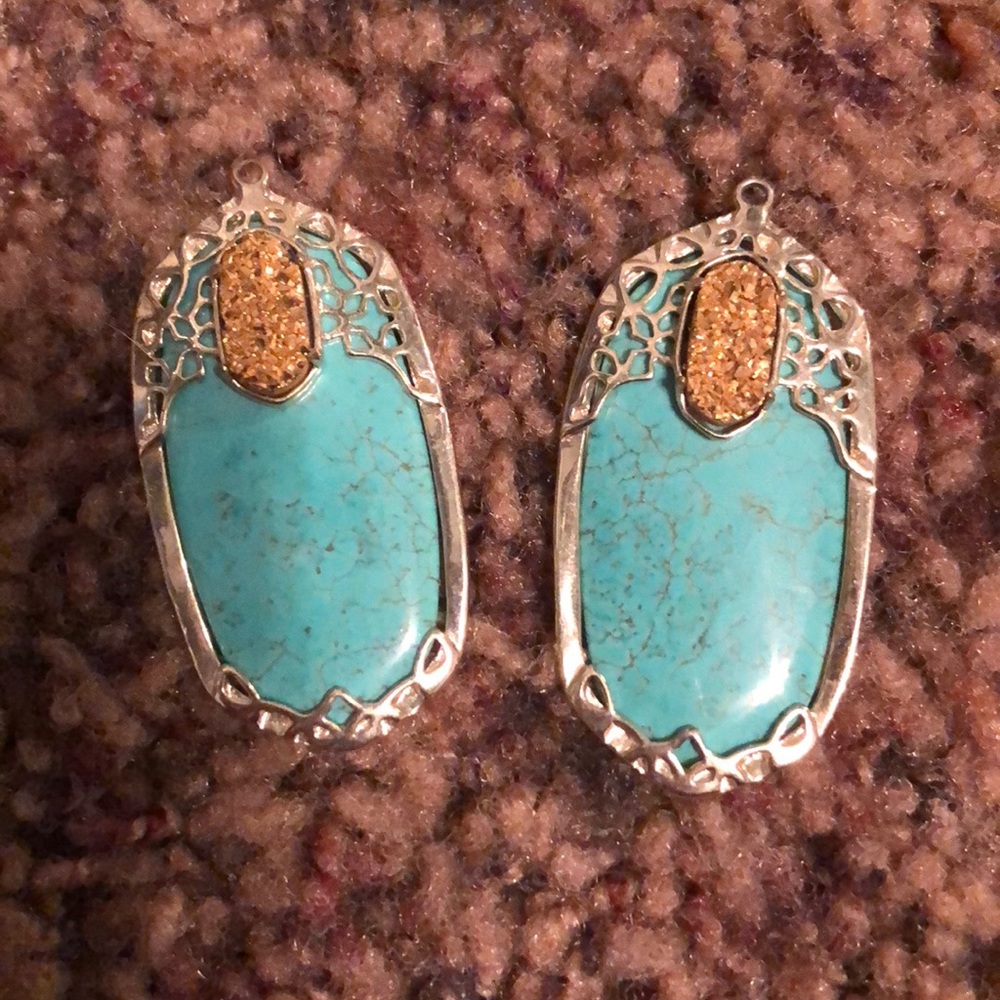 Kendra Scott blue stone earrings with gold stone!